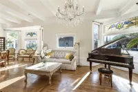 SJ Downtown Victorian Master King Bedroom 2 - Homestays