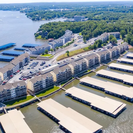 Amazing Updated Ledges Condo-- Lakefront 3 BR/2BA Unit w/ Cove View