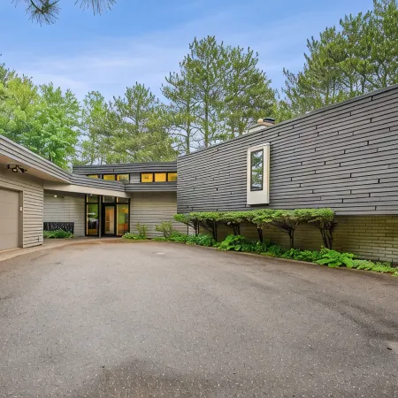 Modern Lake House w/ Hot Tub, Game Room & Relaxing Views