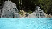 Eco village in the forest - piscine