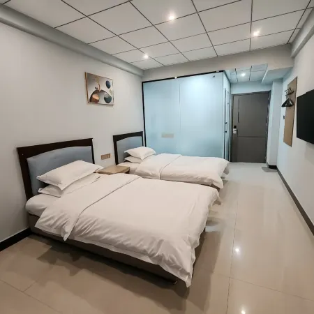 Heyue Hotel