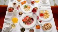 Lotte Hotel Samara - พร้อมอาหารเช้า
