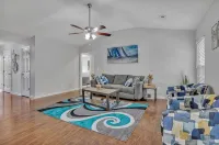 NEW! Spring Hill Private Cozy 3BR Home