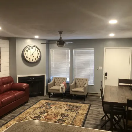 Fun condo, Pineview Reservoir, powder mountain, lrg 2 bedroom.