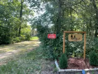 Cheerful cottage w/ fireplace. Great location for exploring the Lake Pepin area!