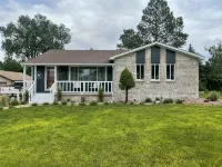 The Hillside Ranch: Relaxing Modern 4bd 2ba Oasis - Family