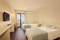 Rede Andrade Vernon Hotel di 
