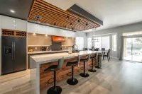 Modern Luxury! Only 10 min. to AZ Athletic Grounds & A+ Dining/Shopping! - อ่างจากุชชี่