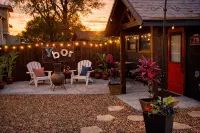 Tampa'ito Tiny Home - Bungalows