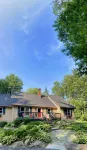 Simply perfect home for Maine adventure; equally close to the harbor & the lake - 3-Star
