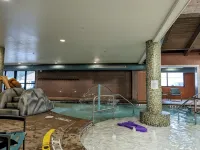 Bright & Spacious Cabin 1-mi from Idaho Springs, on 5 acres + Mountain Views!