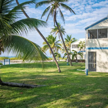 2023 Renovated The Retreat 17 Oceanview ground floor condo steps to ocean/beach