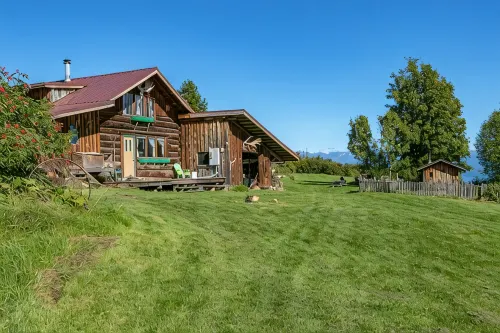 Moose Meadows near Kilcher Homestead in Alaska the Last Frontier - Wifi