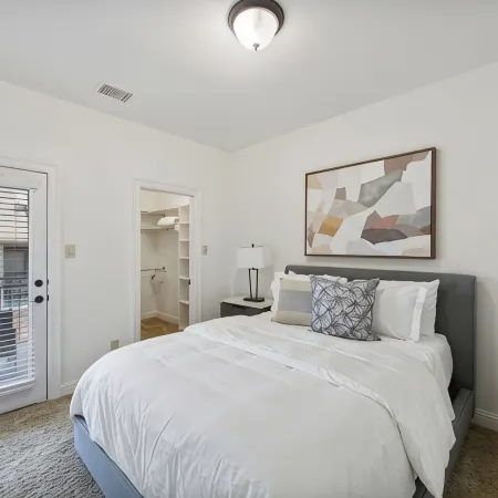 Luxury Townhome walking distance to Legacy West