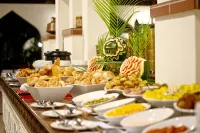 Sea Cliff Resort & Spa Zanzibar - breakfast