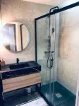 Nid Douillet - BEL Appartement Avec Parking Gratuit - Homestays