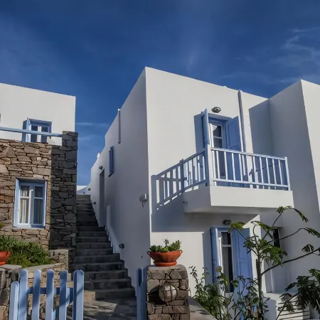 Astarti Apartments