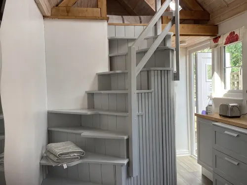 Cozy Cabin in Nature! A Great Base to Relax or Explore North Norfolk . - balcony