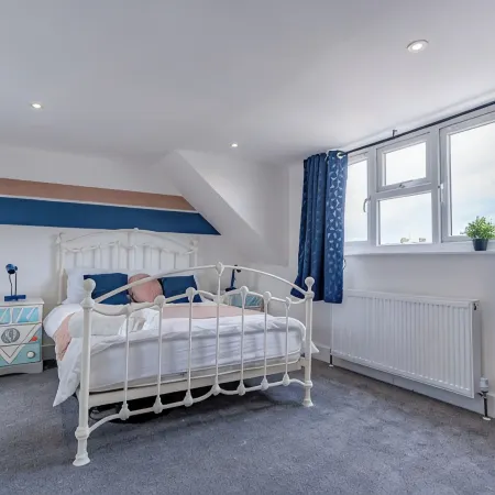 Charming 3BR house in folkestone walkable to the beach and close to eurotunnel