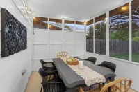 Oak Street Haven: Remodeled 3BR Near Grand Forks' Best Spots - 4성급