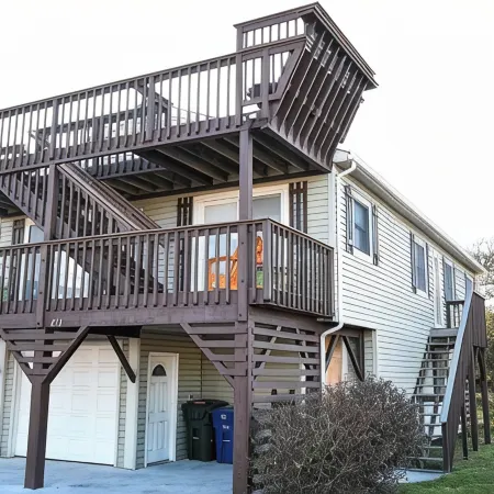 The Cape - Updated home on the east side of the bypass