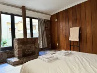 Clivias Hostel - balcony