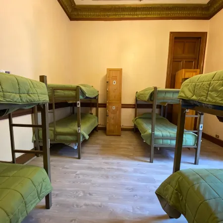 La Casa Roja Hostel