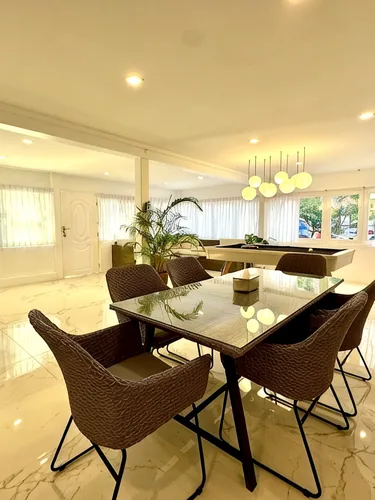 รูปภาพของSunset Beach Villa 30 m. to Beach 4BR