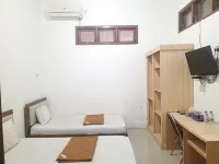 Hotel Harmony Syariah near Alun Alun Temanggung - parking