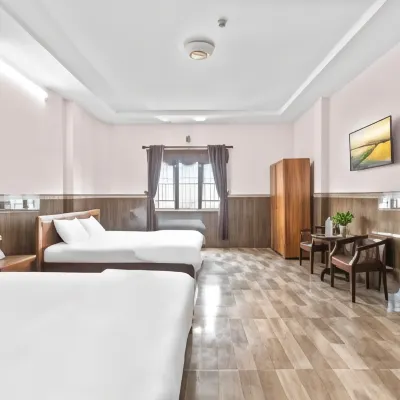 Moc Nhien Hotel Da Nang Hôtels à proximité de : Plage de Nam O
