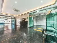 هوتل دبليو توبدونغ Hotels near تابدونغ سكوير