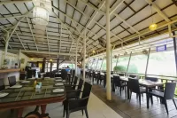 Anika Island Resort - bar