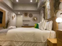Wabi Sabi @Benson Apartment