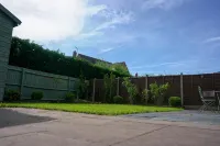 Irving House - parking