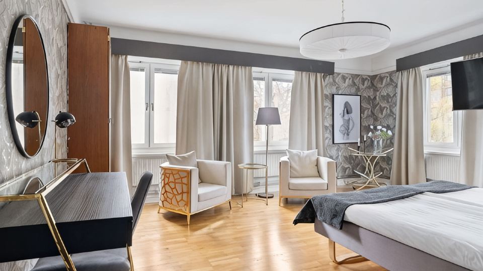 Centric Hotel