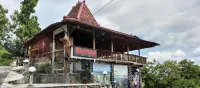 Omah Singo Stay & Resto Yogyakarta - vue sur la montagne