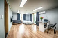 Muju Neulpum Pension - Homestays