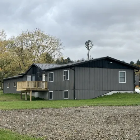 Comfortable Country Home w Expansive Views of Beautiful Big Creek Valley