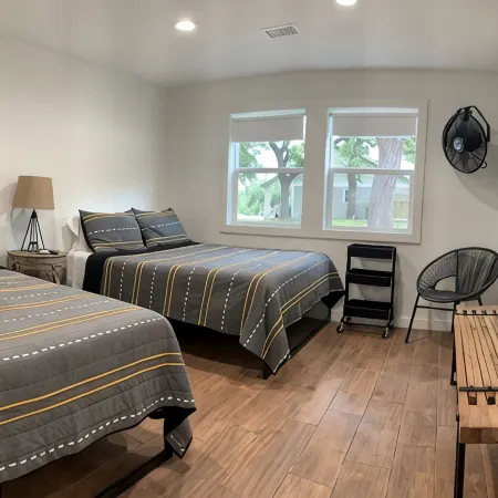 Farmhouse 534 Leakey - Amazing