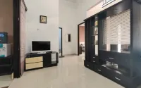 3 Bedroom at Villa Kusuma Pinus M3 by N2K - Huvilat