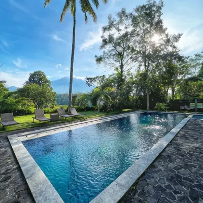Mahagiri Resort & Restaurant Hotels near Besakih Temple