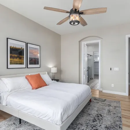 Edgemont Escape-  3 King Beds, Heated Pool*, Close to Spring Training,