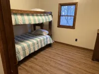 Cabin joins Lost River State Park! Convenient to most popular hiking trail. - 4-Star