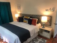 Charming 2 bedroom 2 shower room self catering  apt on a gorgeous quiet beach - Wifi