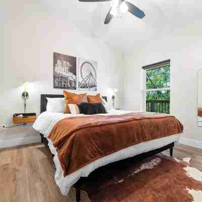 BRAND NEW: 3 Bed / 2 Bath Branson, Sleeps 8 + 2 Min to SDC Rooms