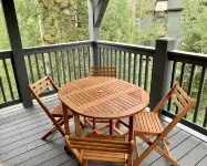 Silverthorne Summer Escape Amongst the Aspens! 2Br, 3Bed Renovated Condo
