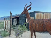 The LONEWEST Retreat in the Eastern Mountain Sierras - 4-Star