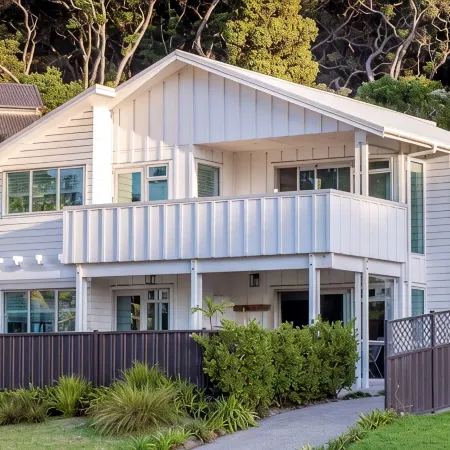luxury beach flat, MAXIMUM four people, No cleaning fee