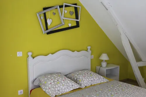 Bright cottage with terrace and garden ideal for visiting the region - Country Houses
