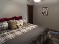 3/4 Mile from Wilderness Rider Buffalo Ranch,near Buffalo River w/RV Elec Hookup - Alphydda